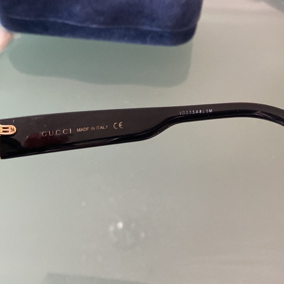 Gucci Sunglasses - Picture 4 of 5